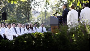 obamaWhiteCoatsRoseGarden