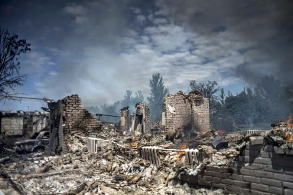 Ukraine_ruins_1_LD