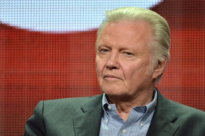 jonVoight-345