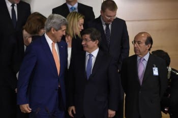 Family photo - John F. Kerry (US Secretary of State); Ahmet  Davutoglu (Minister of Foreign Affairs, Turkey) and Gonzalo de Benito Secades (Secretary of State for Foreign Affairs, Spain)