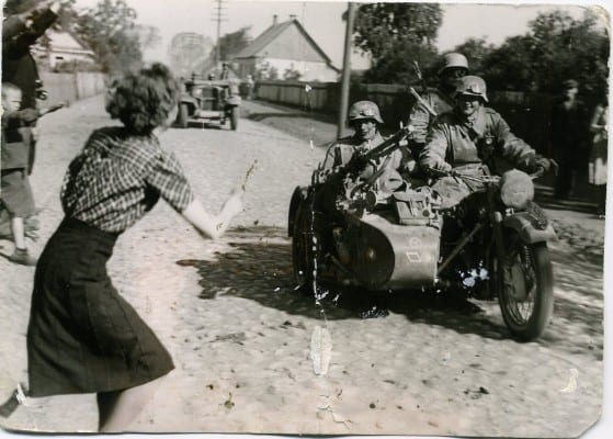 Ukrainians welcoming Nazi troops in 1941. Then as today, many people in Western Ukraine had fascist preferences. (ww2gallery.flickr)